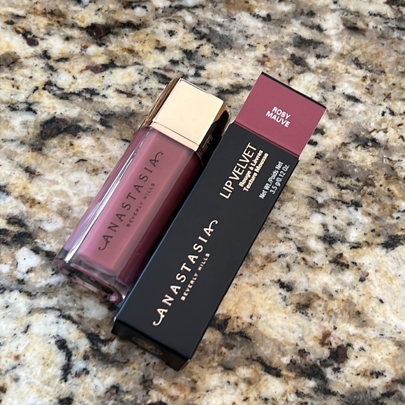 ⚡️💕Anastasia Beverly Hills Rosy Mauve Lip Velvet - Picture 3 of 10